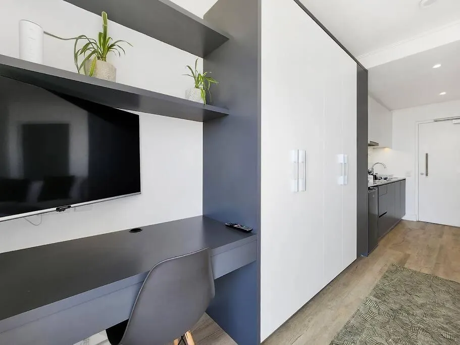 Stylish, Brand New, Central Home In Eclectic Area Cape Town Apartment